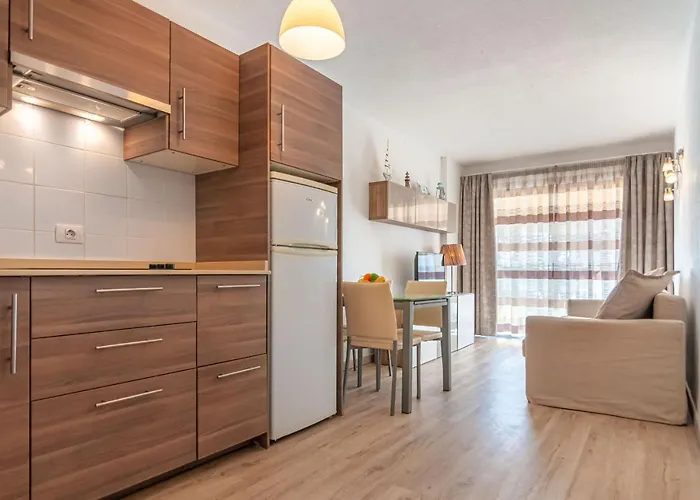 Torres Del Sol 1a002 *