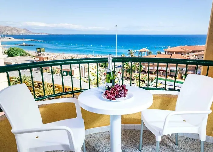 Torres Del Sol 1a002 * لوس كريستيانوس